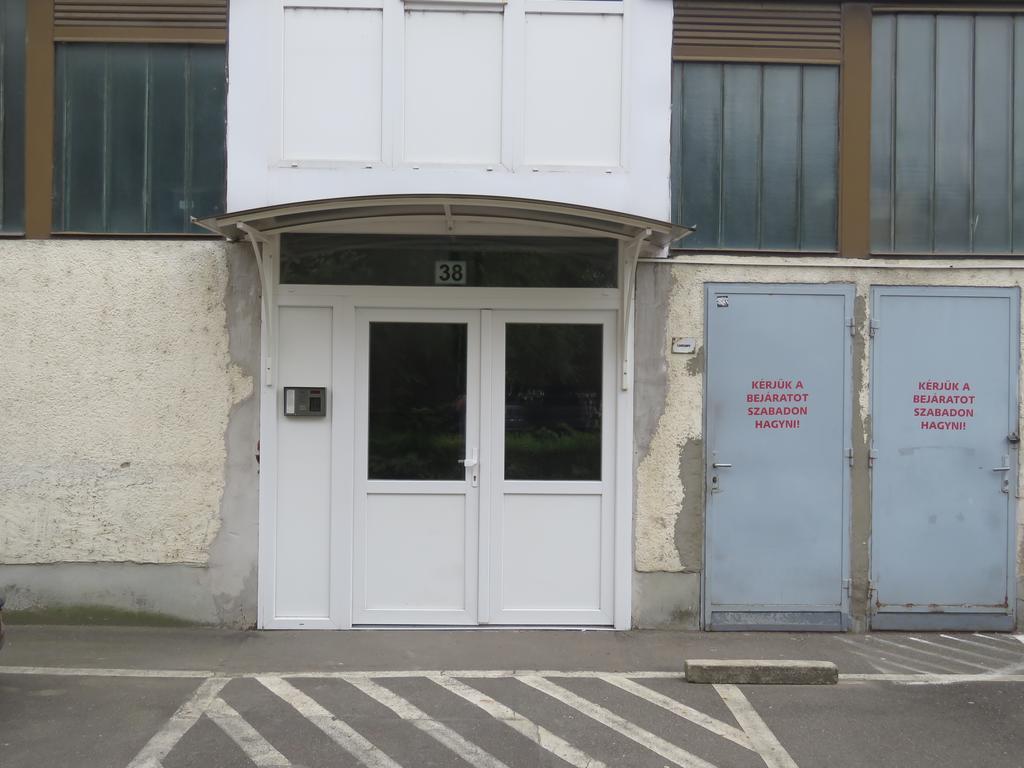Szofi Apartman Hajdúszoboszló المظهر الخارجي الصورة